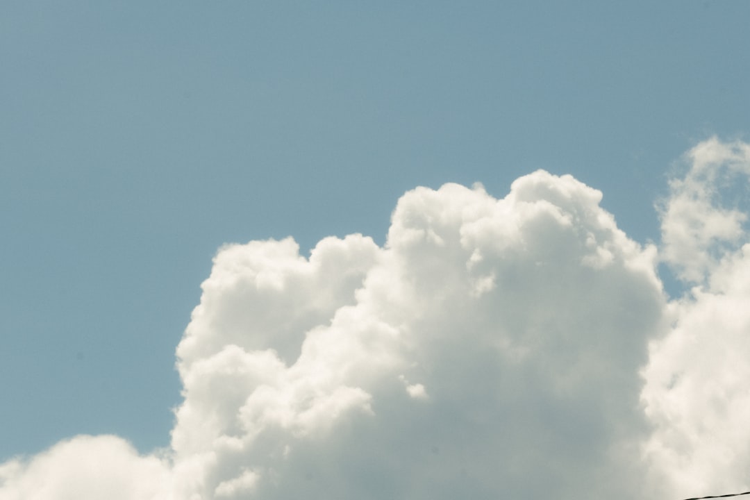 arquitectura IA en la nube: From theory to practice (Image: Unsplash)